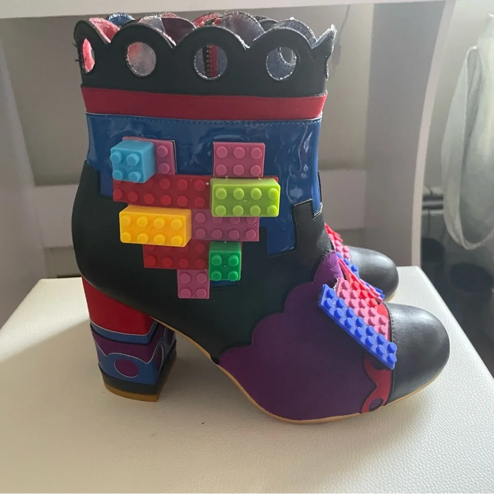 Irregular Choice size 37 Lego Boots - Picture 3 of 4